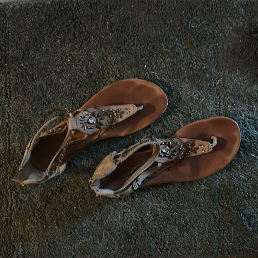 Jelly pop sandals, size 8.5, light brown/tan